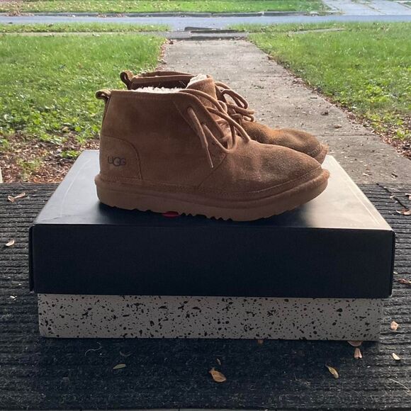 Ugg Women's Tan and Brown Boots - Picture 1 of 3